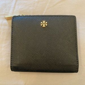 Tory Burch Simple Black Wallet